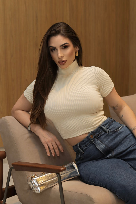 Cropped Gola Alta em Poliamida OFF