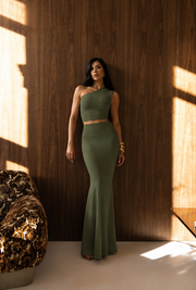 Conjunto Poliamida – Top Assimétrico + Saia Longa Militar