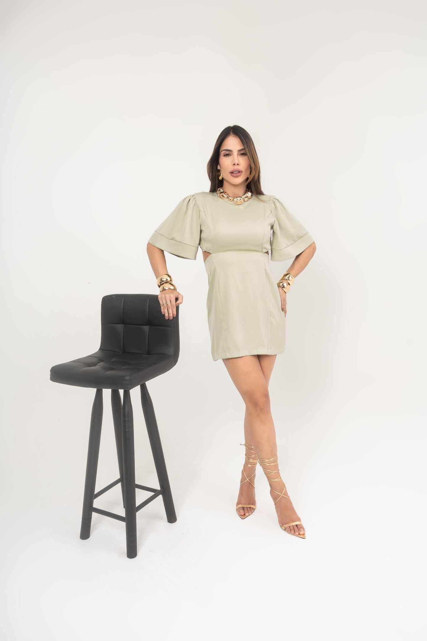 Vestido com Decote Cruzado nas Costas Verde