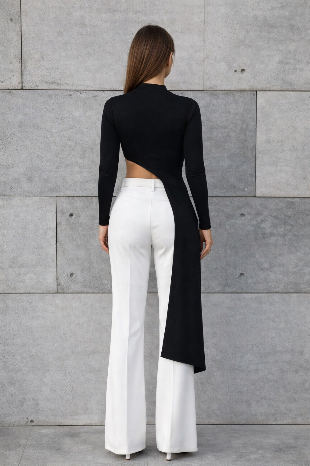 Blusa Assimétrica Preto