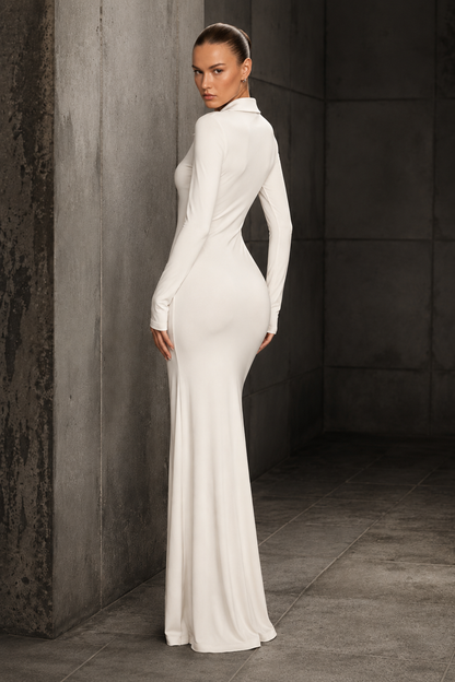 Vestido Longo Off com Gola e Decote V em Poliamida