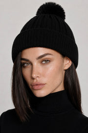 Touca de tricot com pompom - Preto
