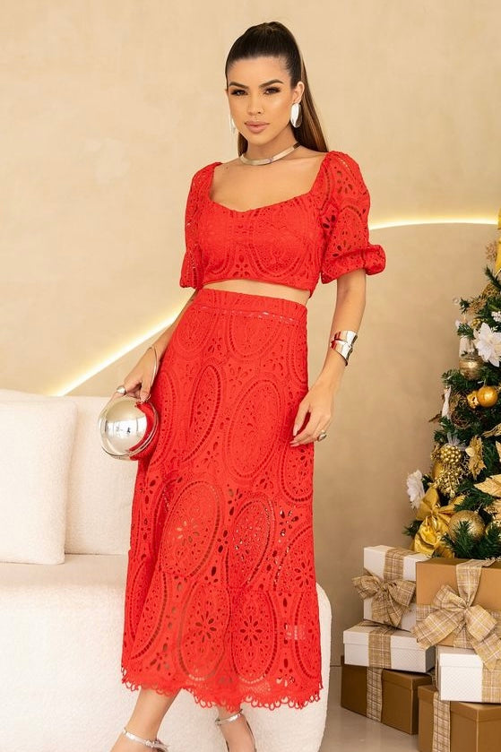 Conjunto de Cropped e Saia Midi Guipir Vermelho