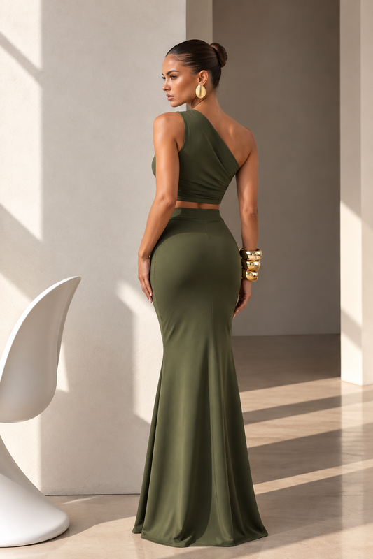 Conjunto Poliamida – Top Assimétrico + Saia Longa Militar