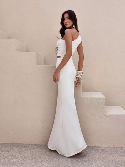 Conjunto Poliamida – Top Assimétrico + Saia Longa OFF