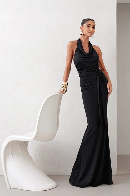 Conjunto Poliamida Cropped Degagê e Saia Longa Preto