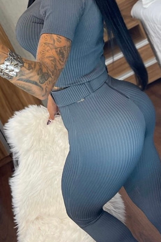 Calça com Cinto de Poliamida Chumbo