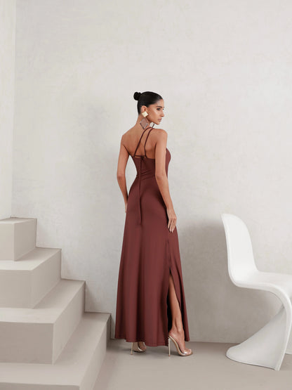 Vestido Longo em Poliamida Um Ombro Só Marrom