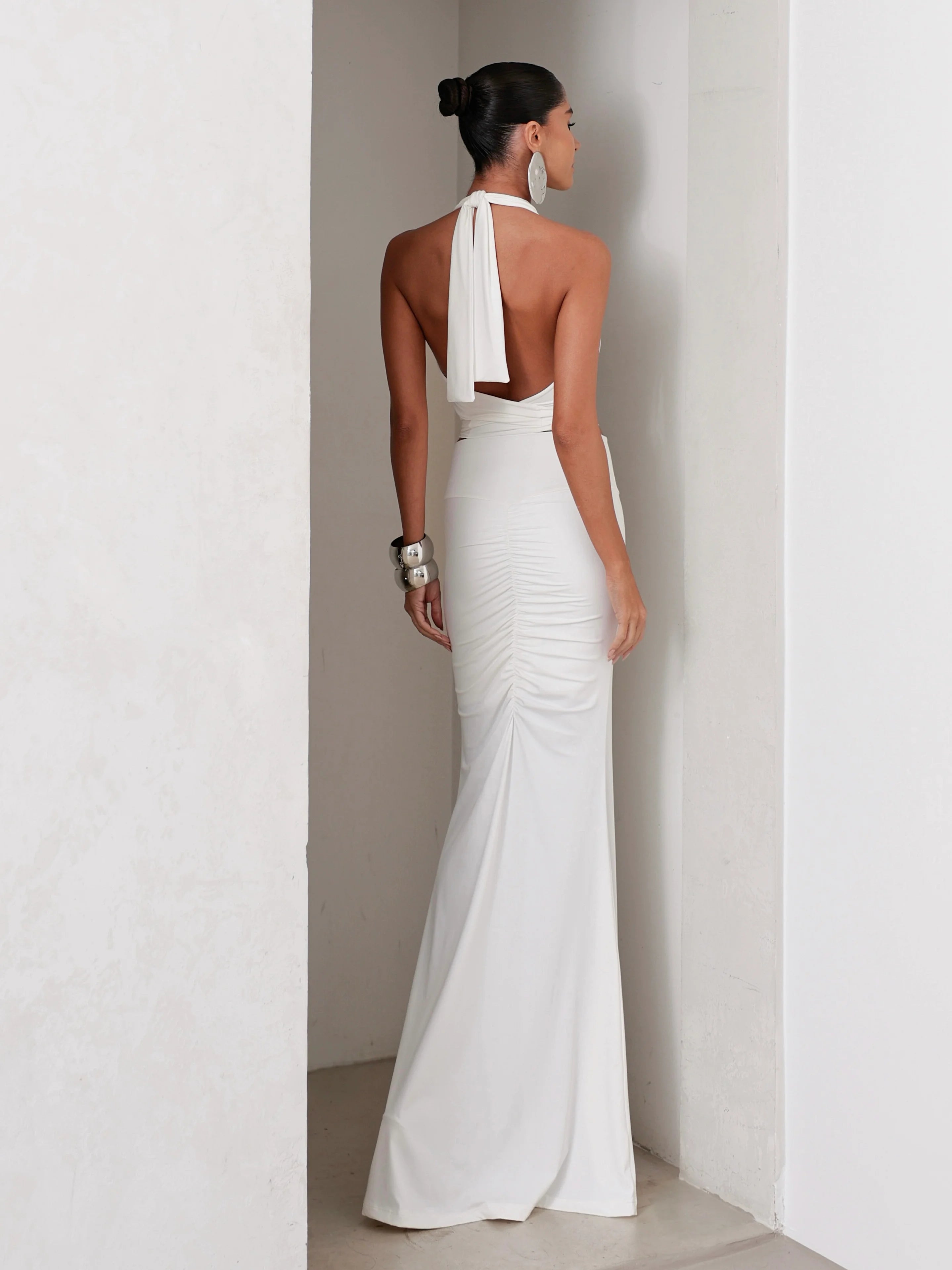 Conjunto Poliamida Cropped Degagê e Saia Longa Off