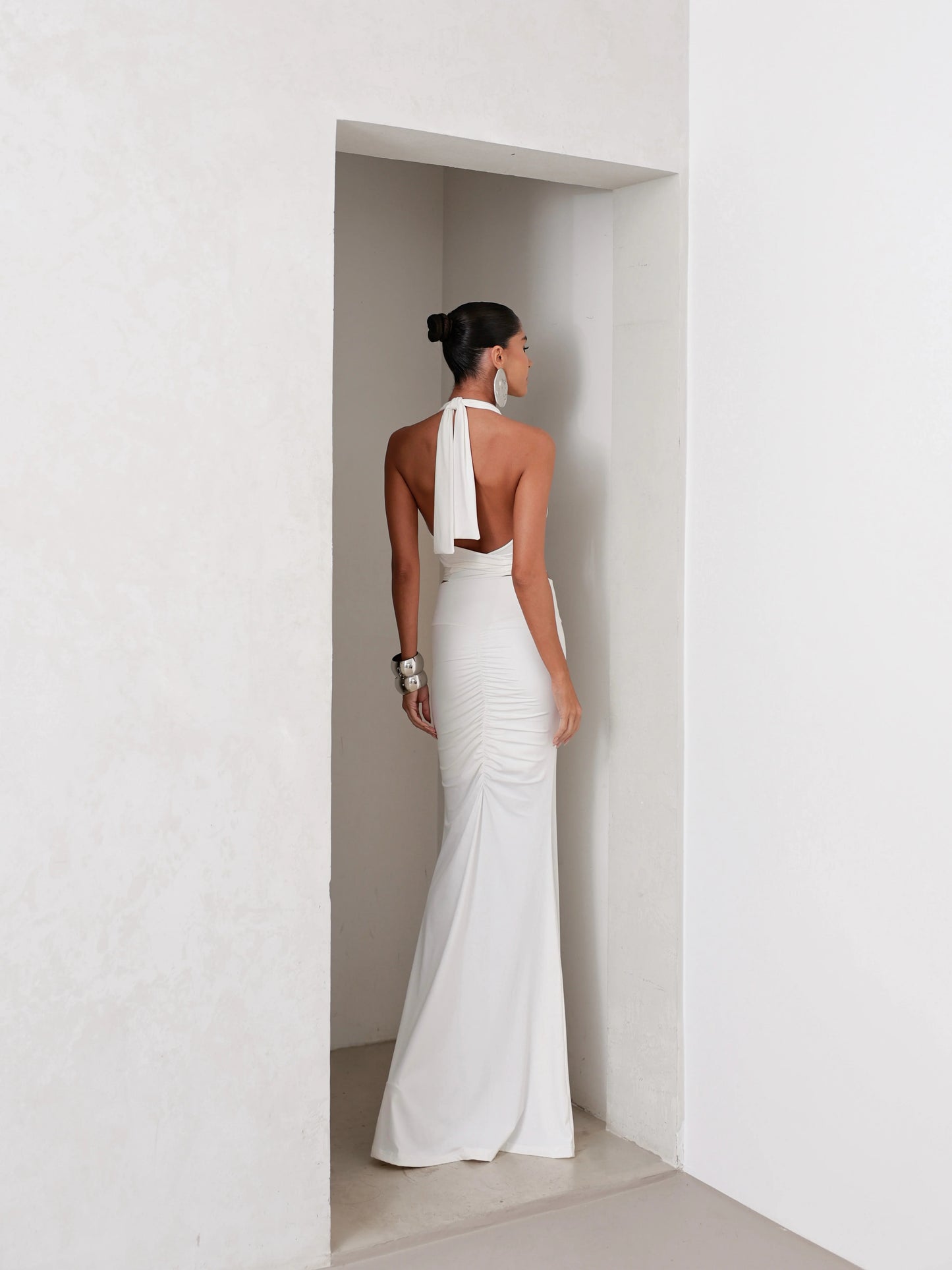 Conjunto Poliamida Cropped Degagê e Saia Longa Off