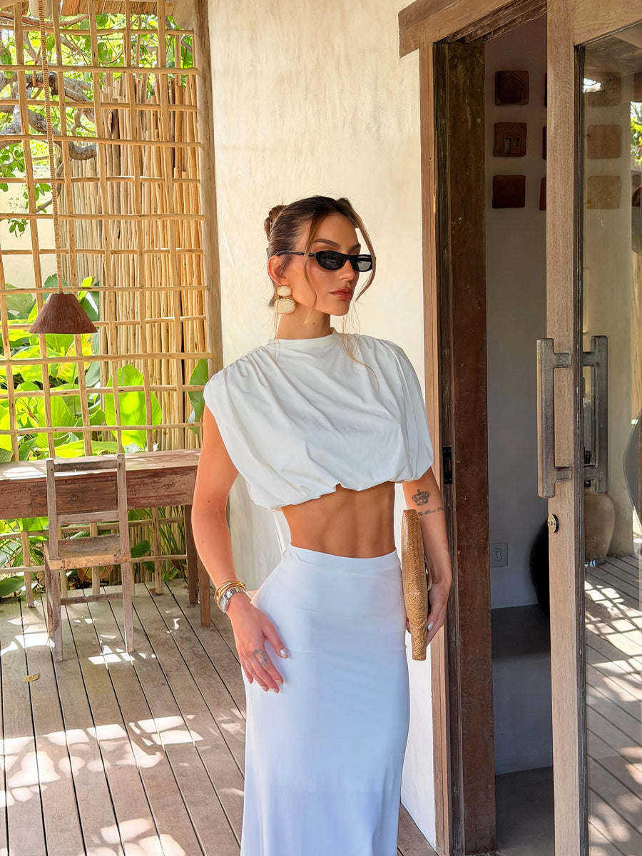 Conjunto Cropped Estruturado e Saia Longa – OFF