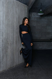 Conjunto Poliamida Cropped Manga Longa e Saia Longa Preto