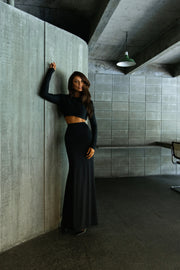 Conjunto Poliamida Cropped Manga Longa e Saia Longa Preto